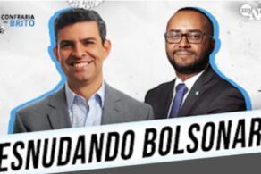 Texto da imagem: desnudando Bolsonaro
