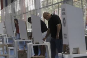 Foto da votação nas eleições